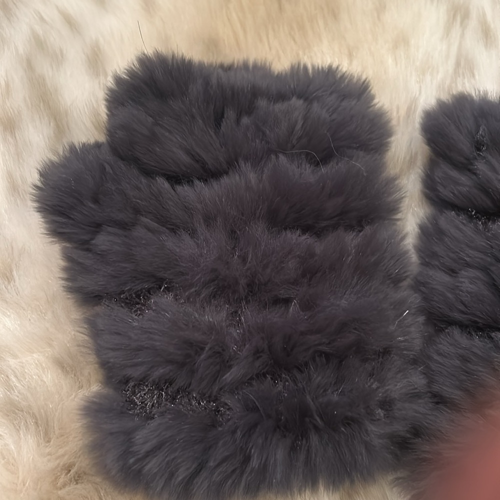 Fingerless Rabbit Hair Gloves - Picture 3 of 5